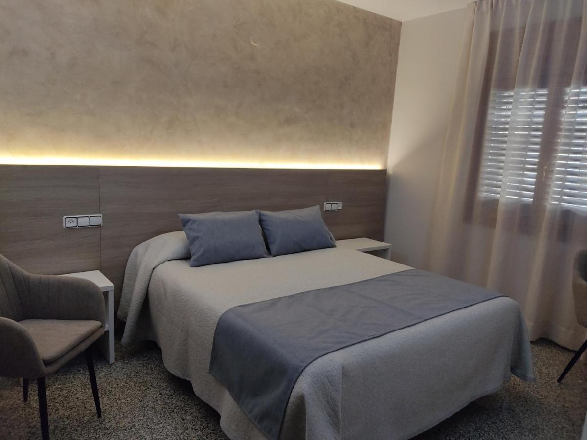 Hotel Querol Valderrobres Bagian luar foto