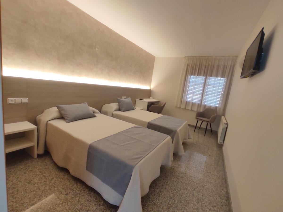 Hotel Querol Valderrobres Bagian luar foto